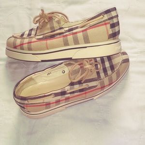 Plaid Burberry Shoes